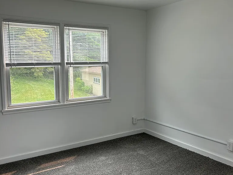 100-36A Midland Hts — Photo 10