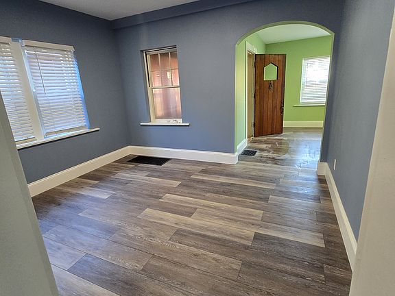 3rd image of 6532 Dale Ave
