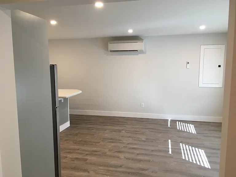 727 Main St #REAR — Photo 7