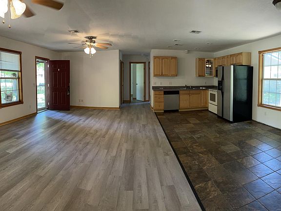 Living Room / Kitchen