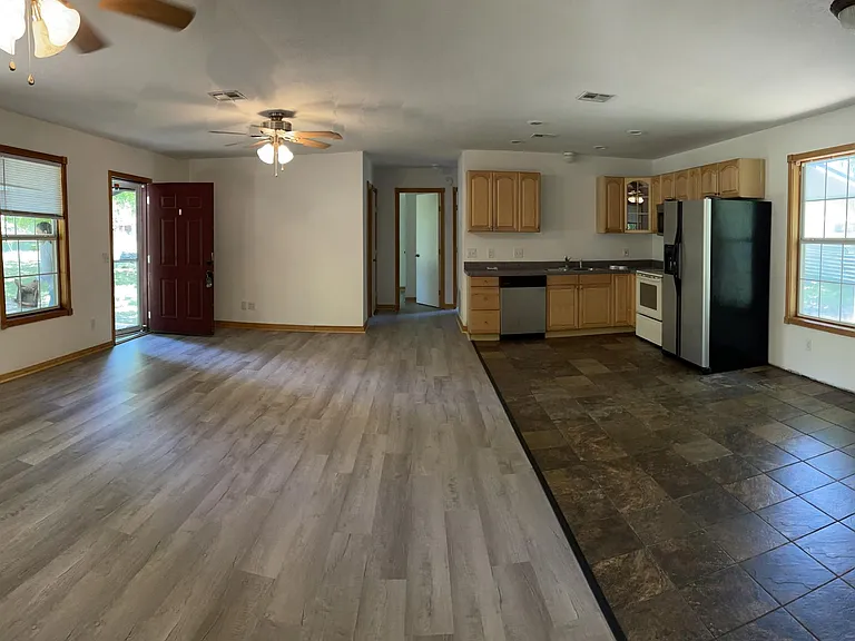 Living Room / Kitchen