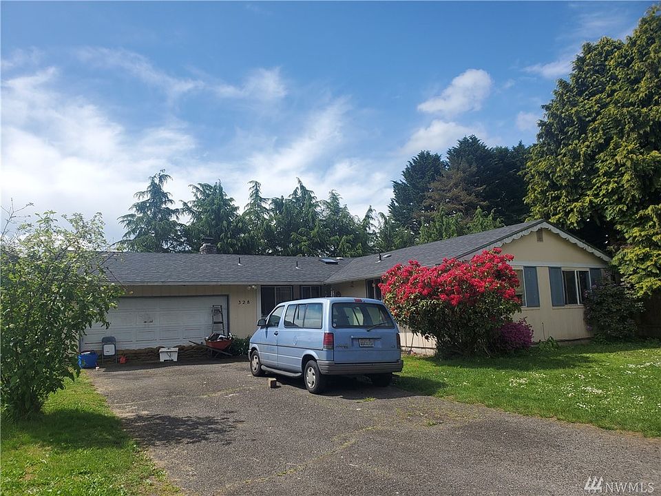 1st image of 328 Noel Ave