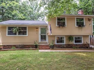 2118 Dragonfly Ln, North Chesterfield, VA 23235