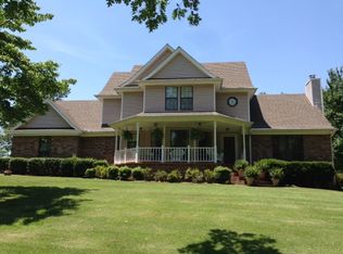 201 E Andy St, Collinwood, TN 38450