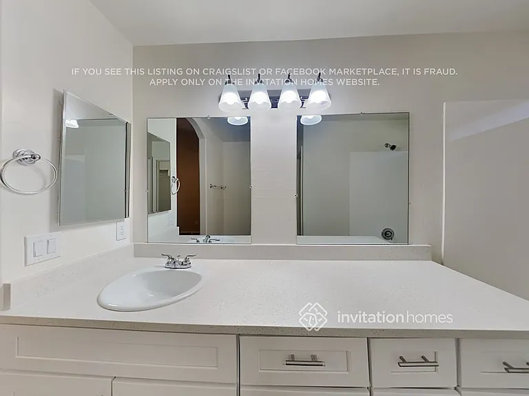 13383 W Watson Ln — Photo 12