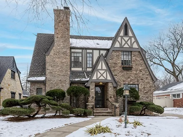 902 Sherwood Pl, Joliet, IL 60435