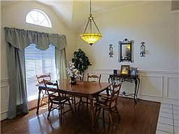 4th image of 8163 Union Lake Dr