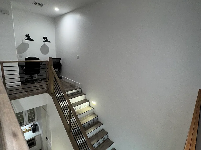 2925 N Sericin #105 — Photo 15