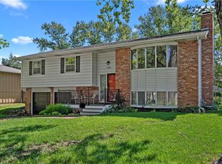 522 Kasold Dr, Lawrence, KS 66049