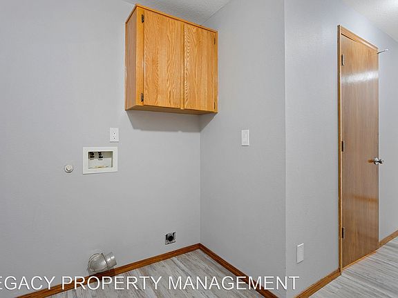 5th image of 15578 SW Donna Ct #11311958