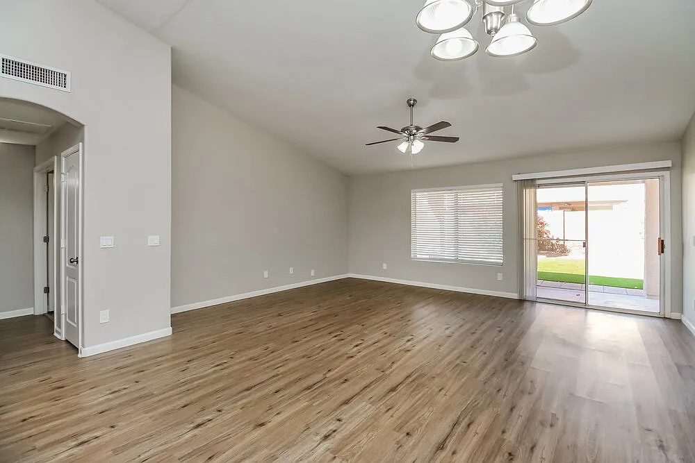3 bed, 2.0 bath, 1756 sqft, $2,845 — Photo 3