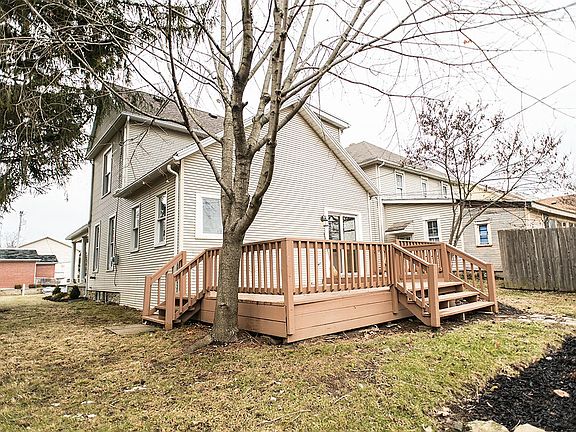 3rd image of 10 Hay Ave