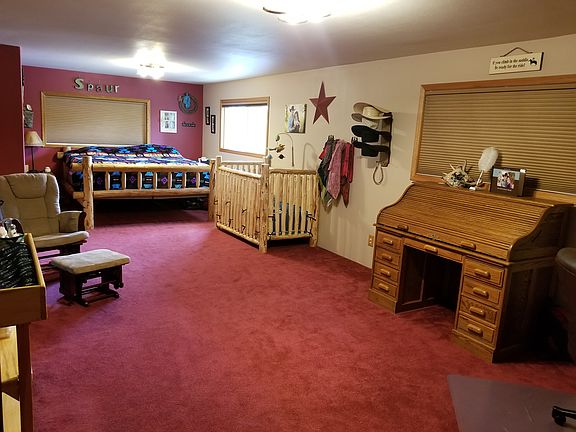 5th image of 602 Clancy Ln