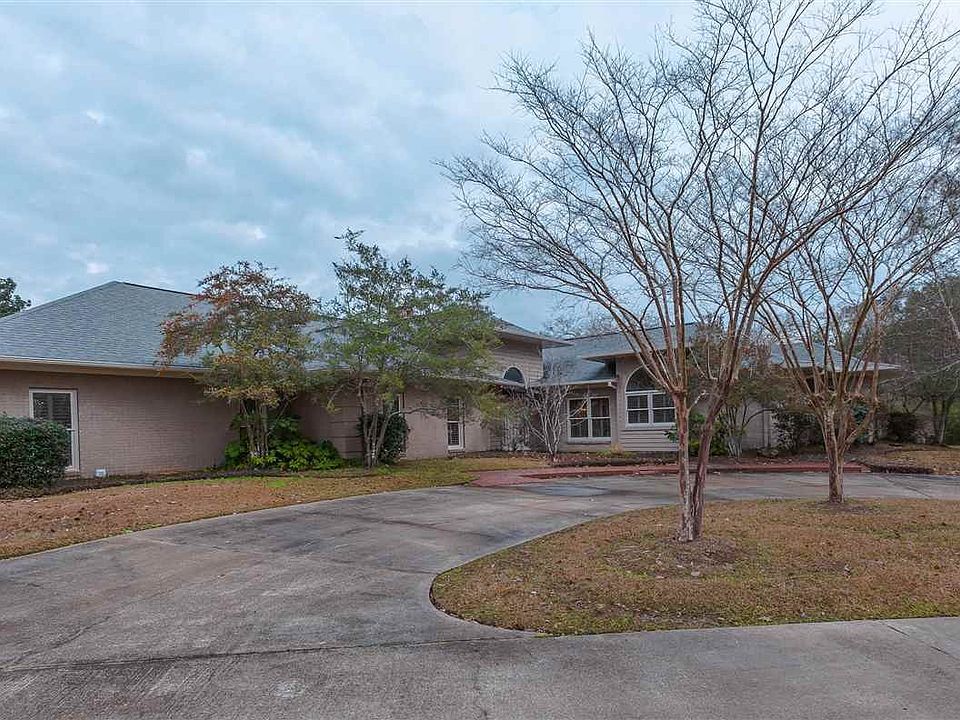 1st image of 108 Summerwood Dr