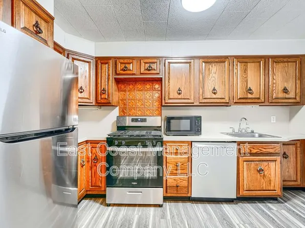 2708 E Federal St, Baltimore, MD 21213