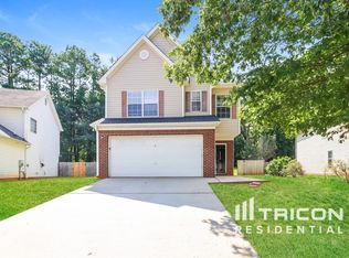 1132 Saint Phillips Ct, Locust Grove, GA 30248