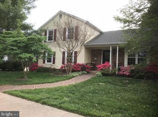 4320 General Kearny Ct, Chantilly, VA 20151