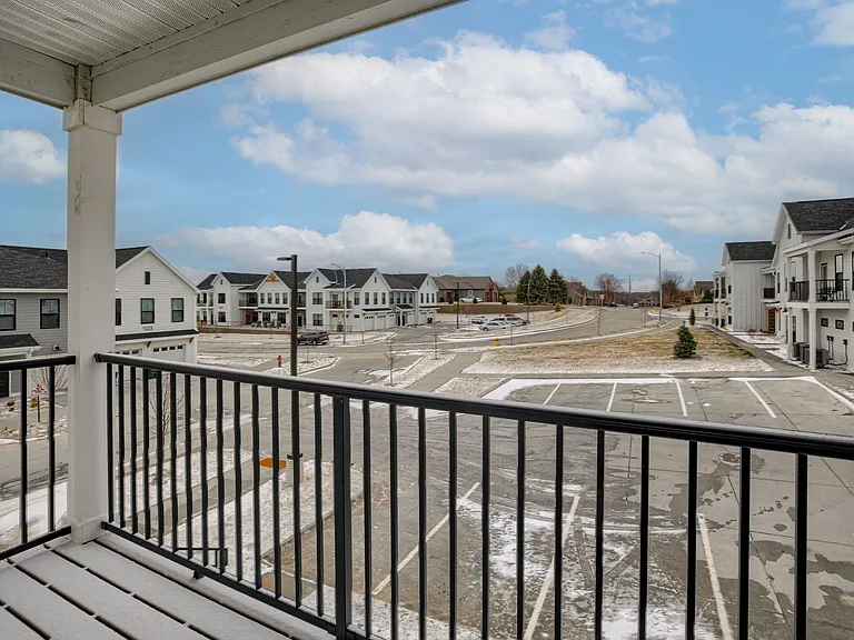 Leona - 2 Bed / 2 Bath - 1,291 Sq.Ft.
