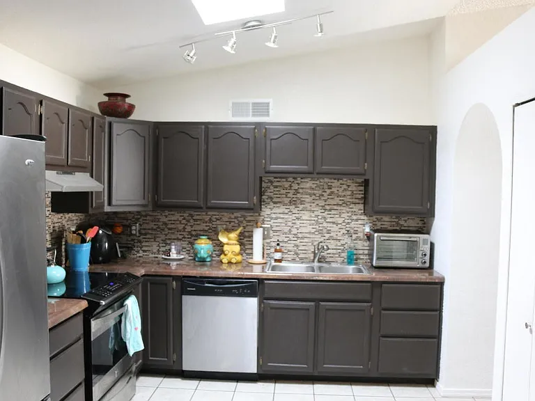 5253 Desert Shadows Dr — Photo 10