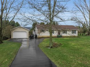 2956 Valley View Ln, Strykersville, NY 14145