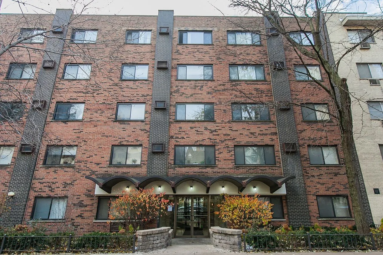 Lakeview Living! — Photo 2