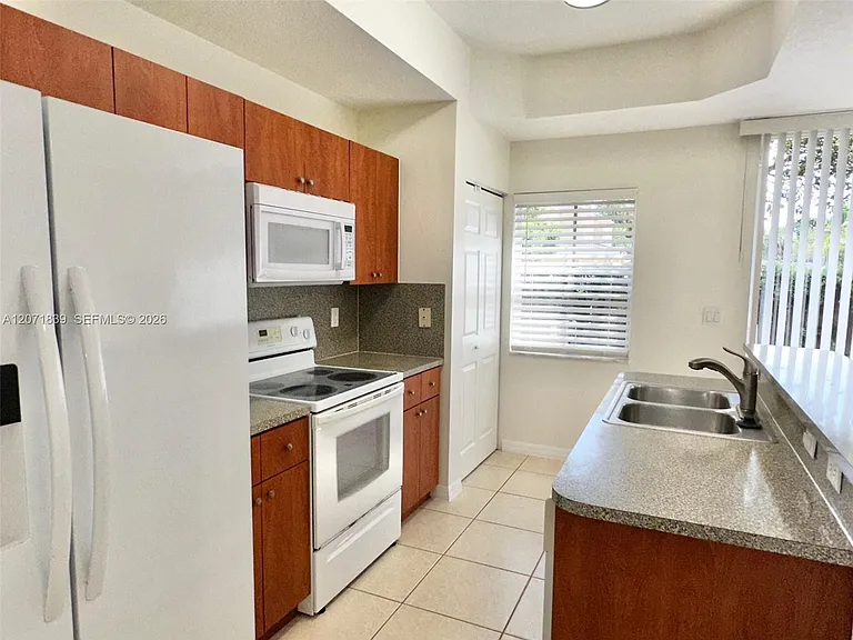 4974 White Mangrove Way E #4974 — Photo 6