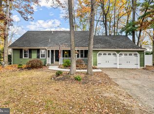 7 Kaywood Ln, Cherry Hill, NJ 08034