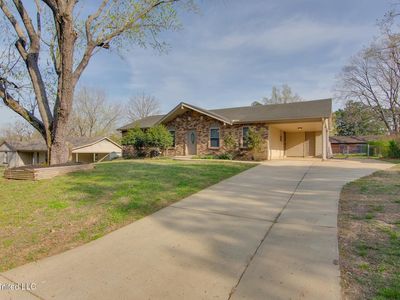 5687 Iroquois Dr, Horn Lake, MS, 38637