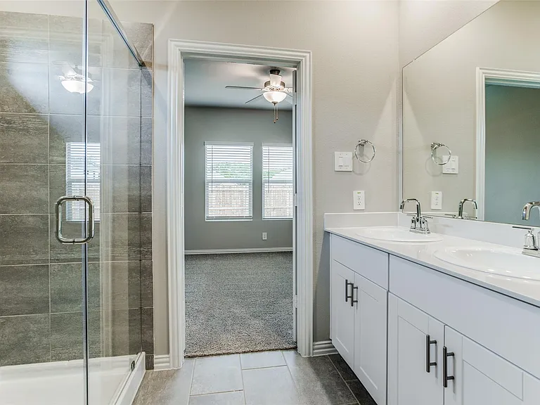 612 McKenna Dr — Photo 19