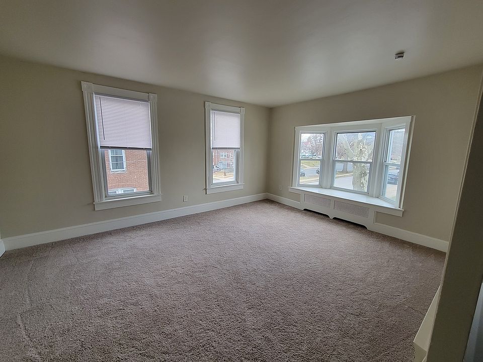 Living room with Large Bay Window