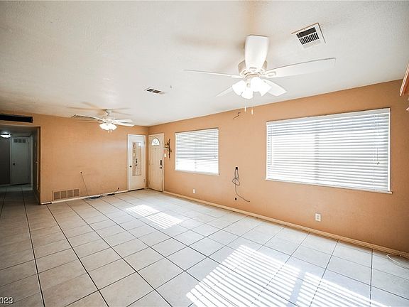 4th image of 808 Salem Dr