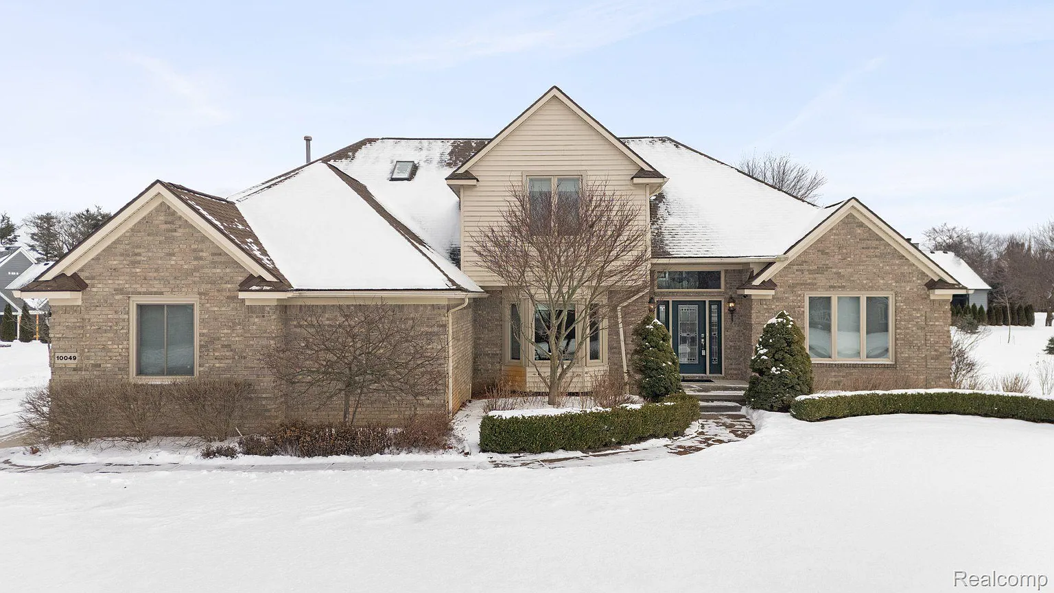 10049 Pembrooke Cir photo 1