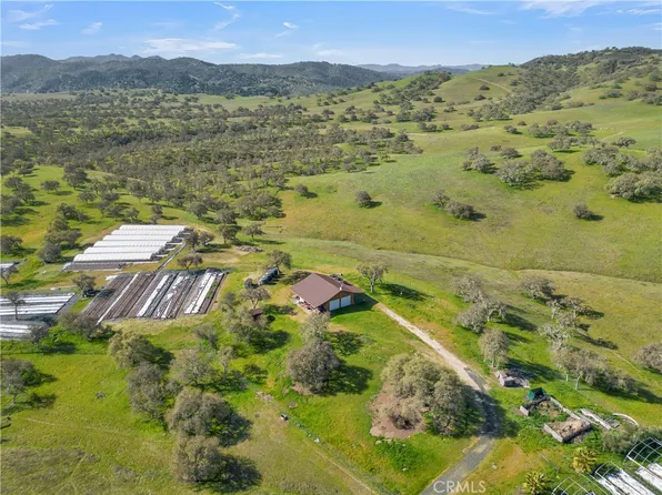 12000 Nacimiento Rd, Bradley, CA 93426