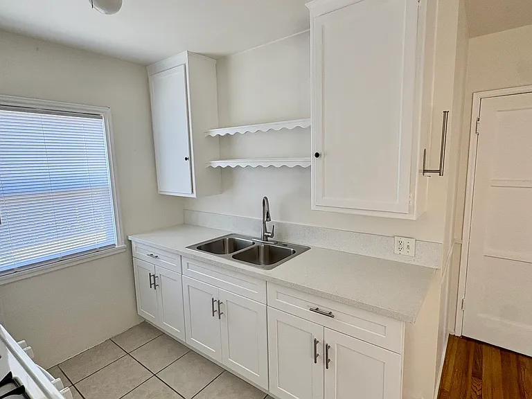 3550 Farmdale Ave #3554 — Photo 5