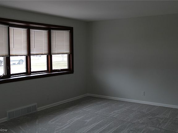 4th image of 13504 Tomson Dr