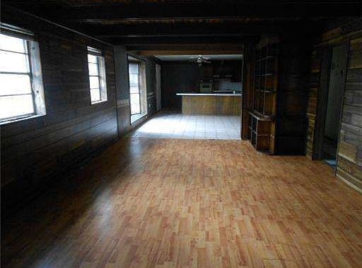 3rd image of 744 Pailet Ave