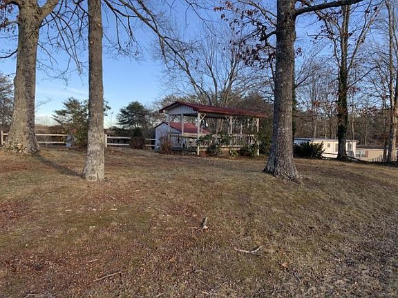 5th image of 2030 Leisure Ln