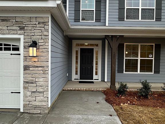 2nd image of 121 Playground Rd