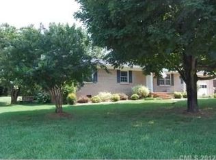 924 Coventry Rd, Kannapolis, NC 28081