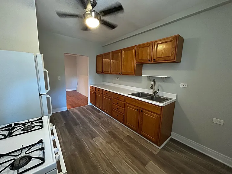 3922 N Milwaukee Ave — Photo 5