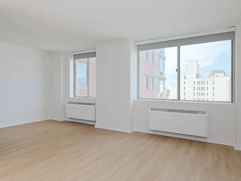 305 W 50th St #19C — Photo 13