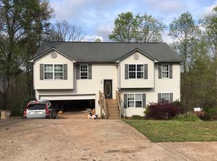 3346 Pennington Point Dr, Gainesville, GA 30507