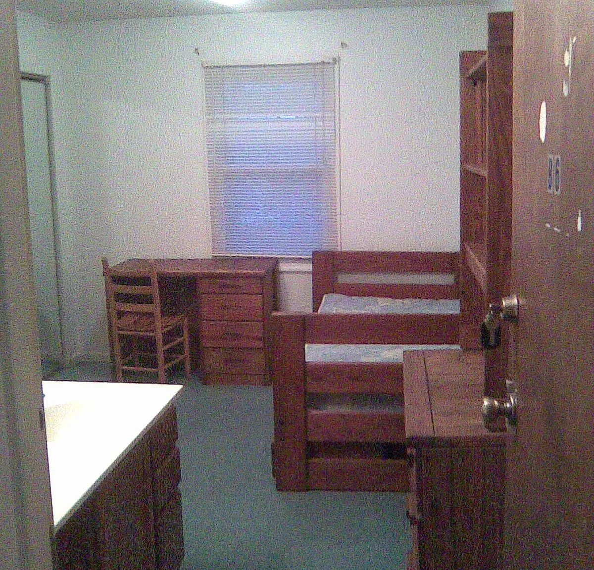1 bed, 850 sqft, $650 — Photo 2