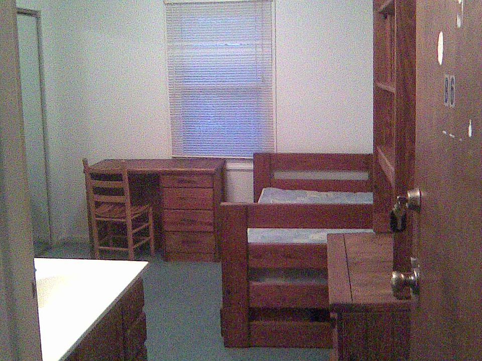 2nd image of 1051 Ebenezer Avenue Ext