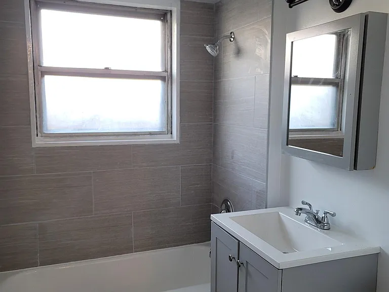 2801 N 73rd Ct #2D — Photo 2