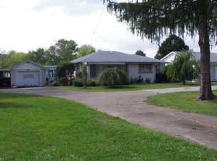 1674 Old Saint Marys Pike, Parkersburg, WV 26104