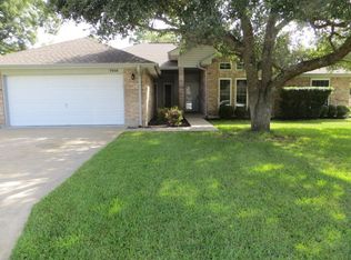 7215 Firethorn Dr, Beaumont, TX 77708