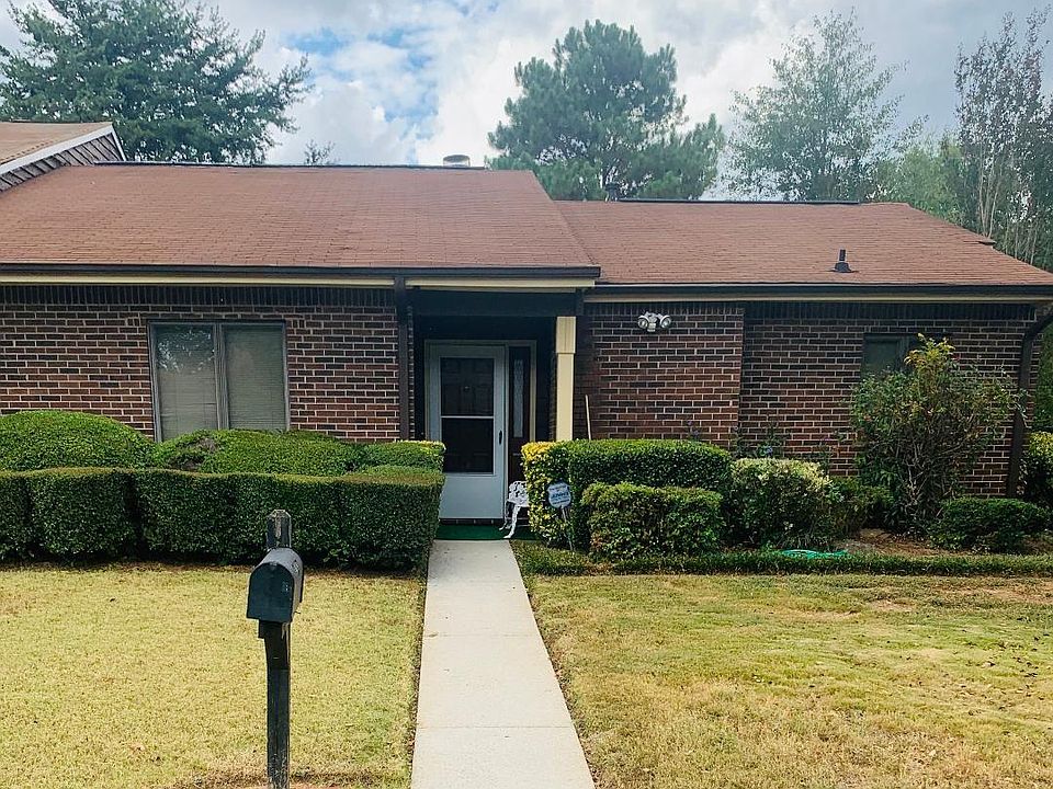 1st image of 1479 Stoneleigh Cir