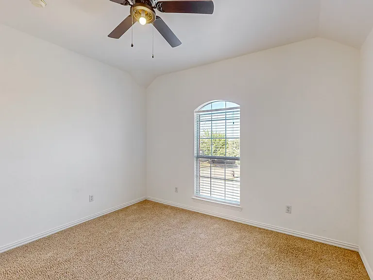 8609A Rugby Dr — Photo 32