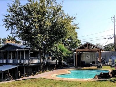 157 Giant Cedar Trl, Whitney, TX, 76692
